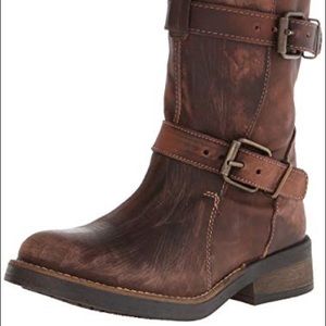 Steve Madden boots